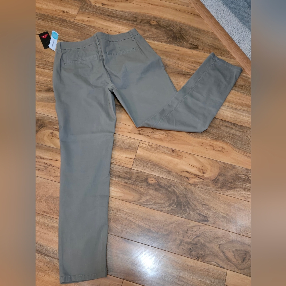 Market & Spruce Madison Mid-rise Slim Straight  Chino Pant, Olive, Size 10 NWT - Picture 3 of 11